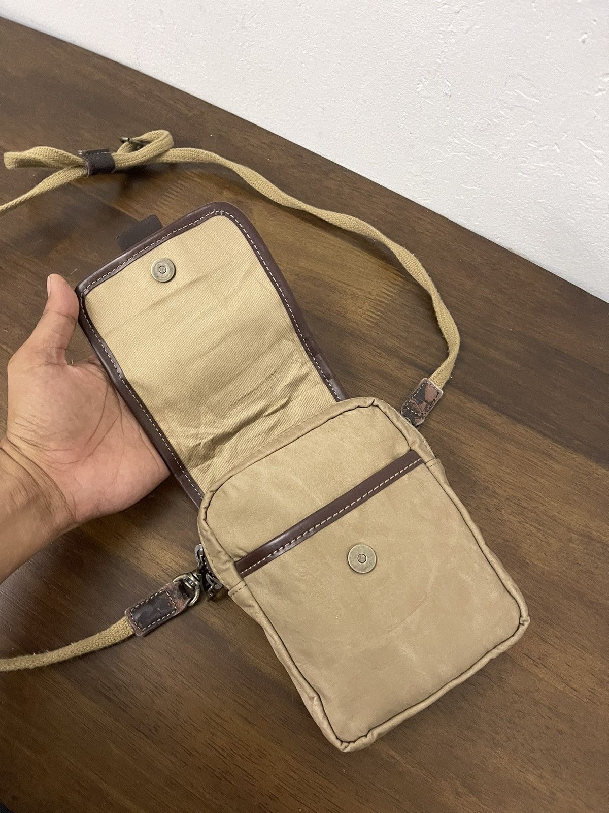 Japanese Brand × Takeo Kikuchi Unisex Takeo Kikuchi Quick Pocket Leather Crossbody bag Size ONE SIZE - 9 Thumbnail