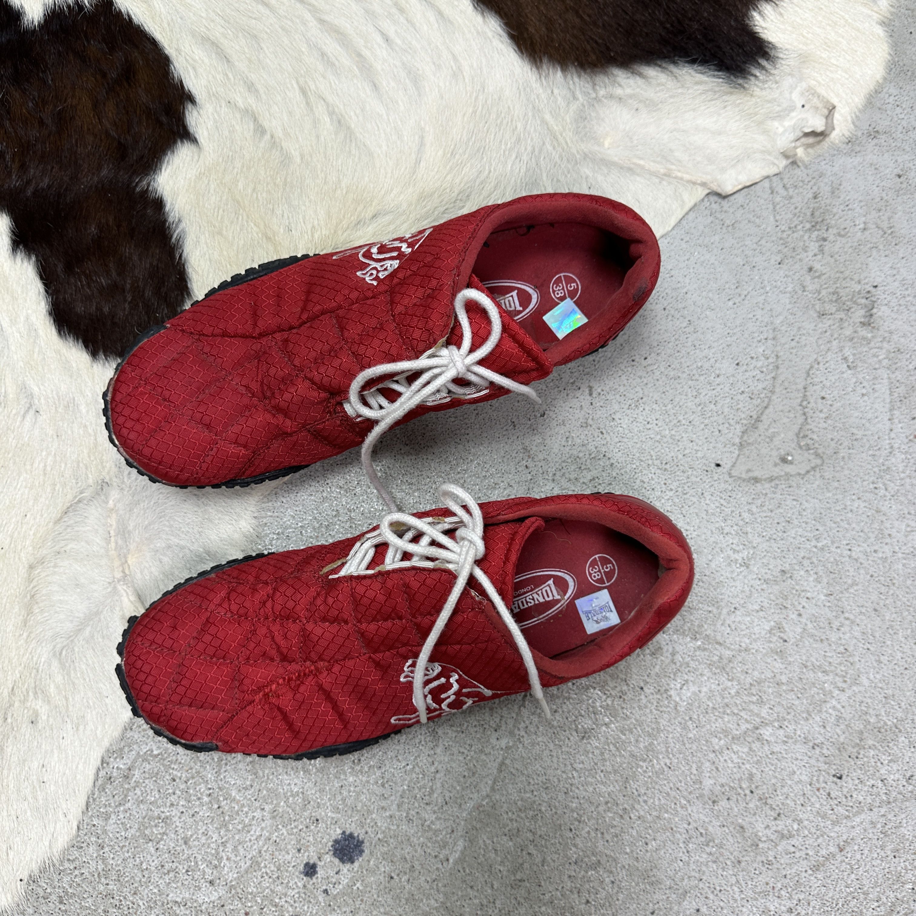 Lonsdale Vintage Lonsdale Asymmetrical Sporty Sneakers Y2K Size US 5.5 / EU 38 - 13 Thumbnail