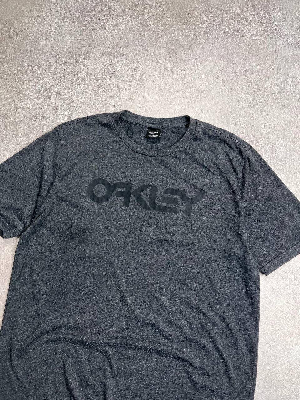 Oakley × Vintage Vintage Oakley Big Logo Cotton T-shirt L Size US L / EU 52-54 / 3 - 2 Thumbnail