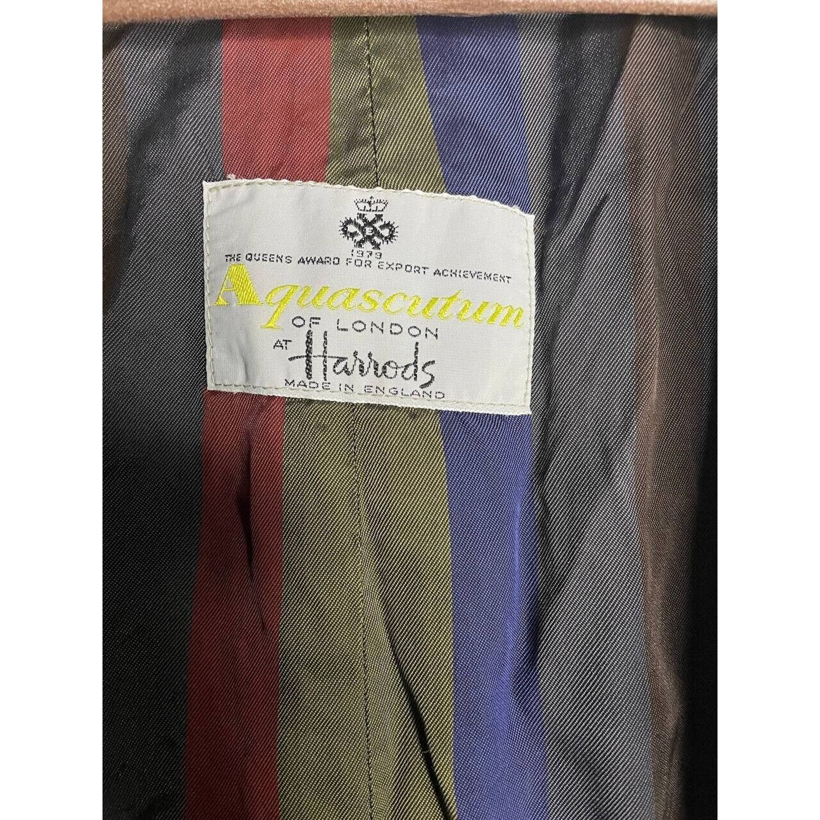 Aquascutum × Vintage Vintage Aquascutum Beige Trench Coat Harrods Lining Size L Size US L / EU 52-54 / 3 - 3 Thumbnail