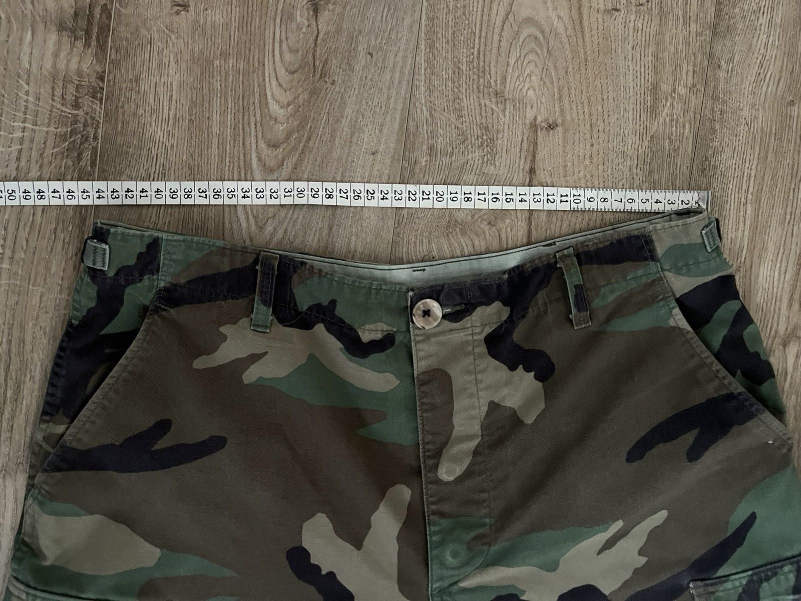 Vintage NBHD Camo shorts Size US 35 - 7 Thumbnail