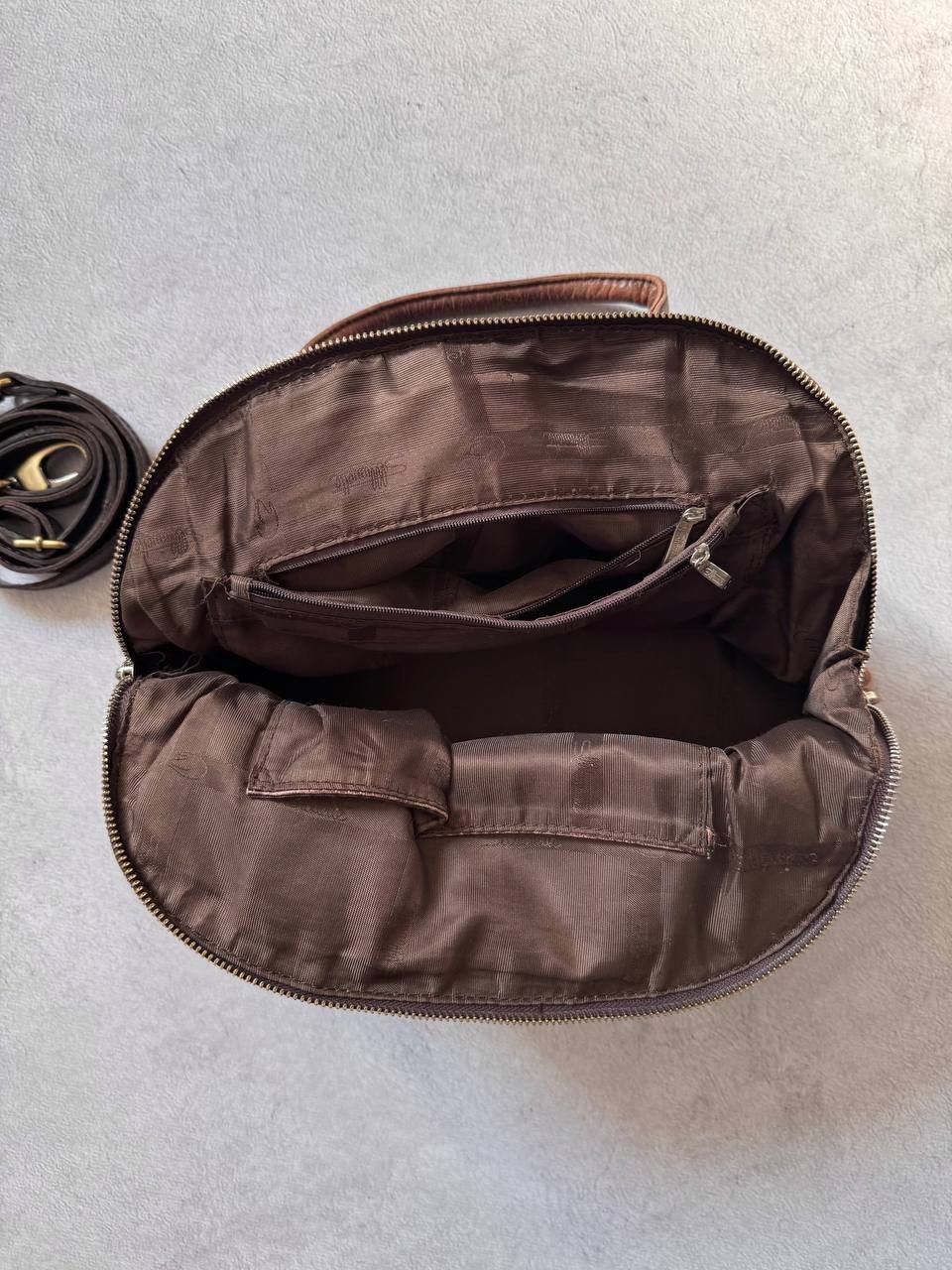 Vintage Vintage Leather Handbag Ostrich Embossed Brown Shoulder Bag Size ONE SIZE - 13 Thumbnail
