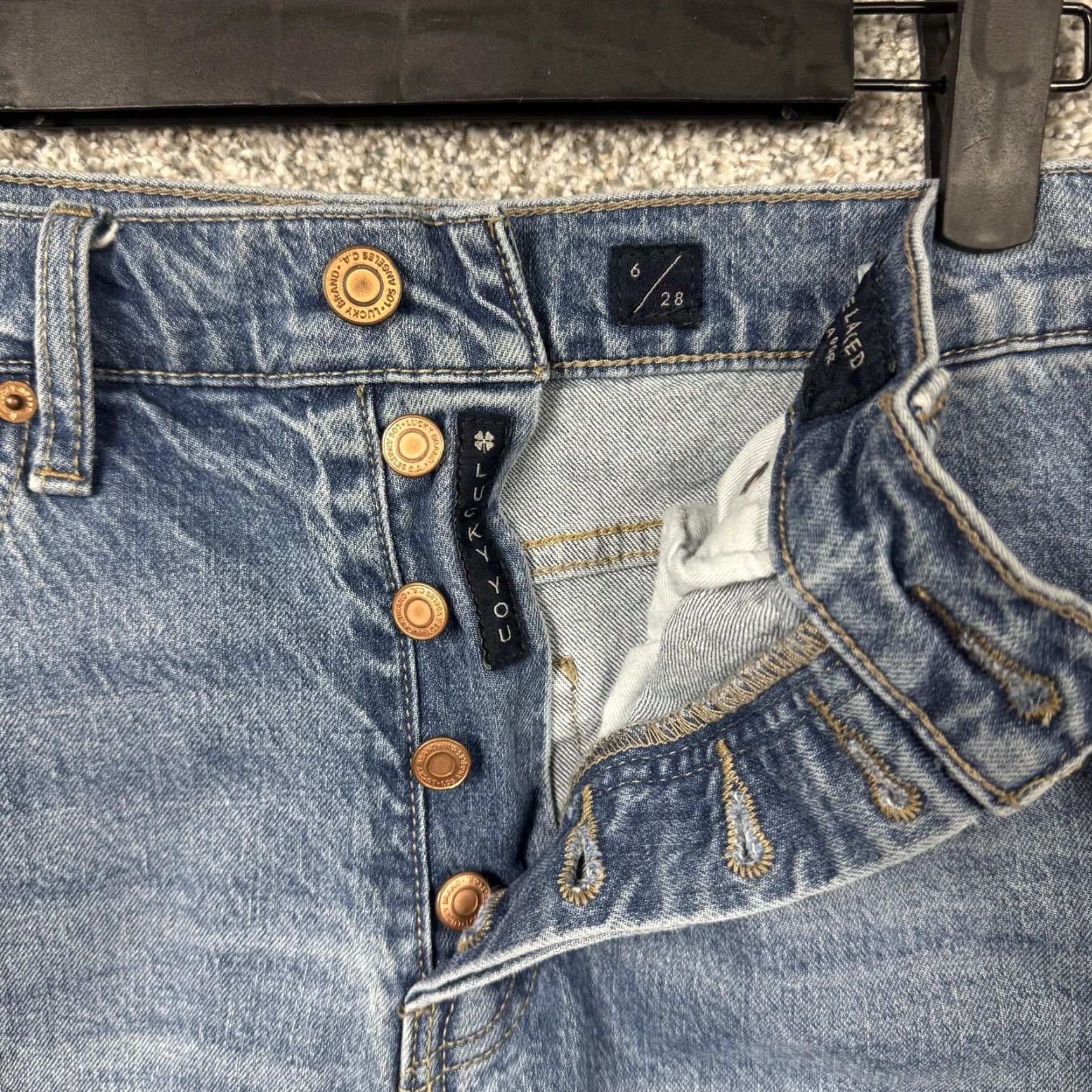 Lucky Brand Lucky Brand Jeans Relaxed Taper Womens 6/28 Blue Distressed Button Fly Ankle Size 28" / US 6 / IT 42 - 7 Thumbnail