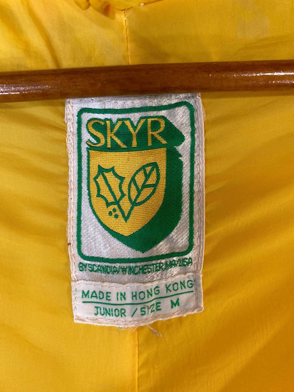 Vintage vintage skyr skiwear retro puffer jacket Size US M / EU 48-50 / 2 - 10 Thumbnail
