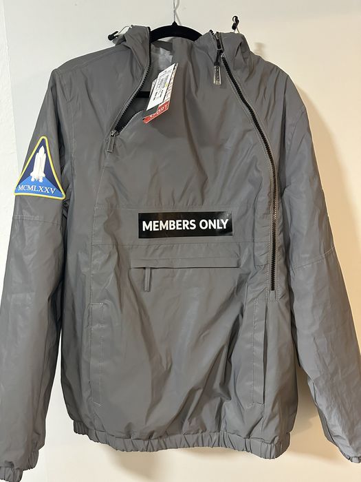 Members Only Space Suit Silver Reflective Pullover Jacket