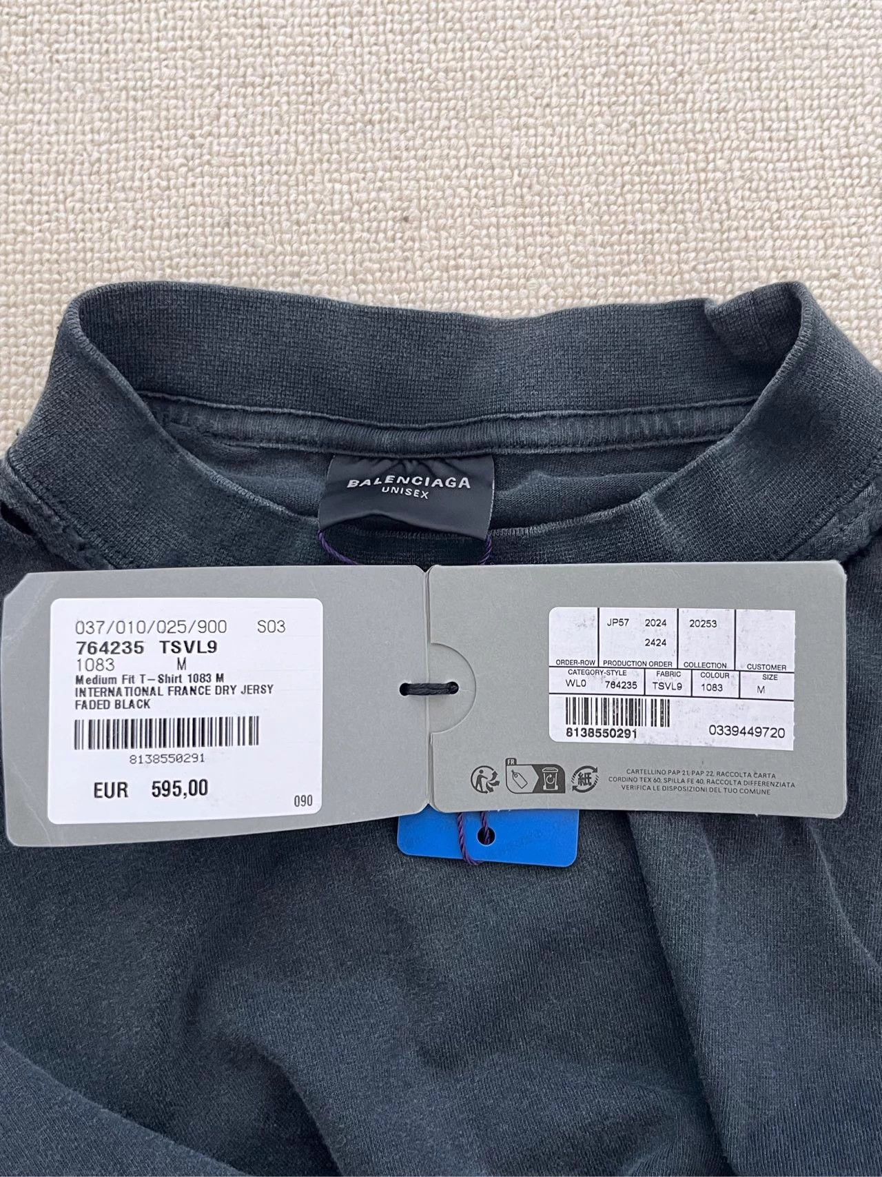 Balenciaga Balenciaga Solid Crew Dropped Shoulders Regular T-Shirt M Size US M / EU 48-50 / 2 - 4 Thumbnail