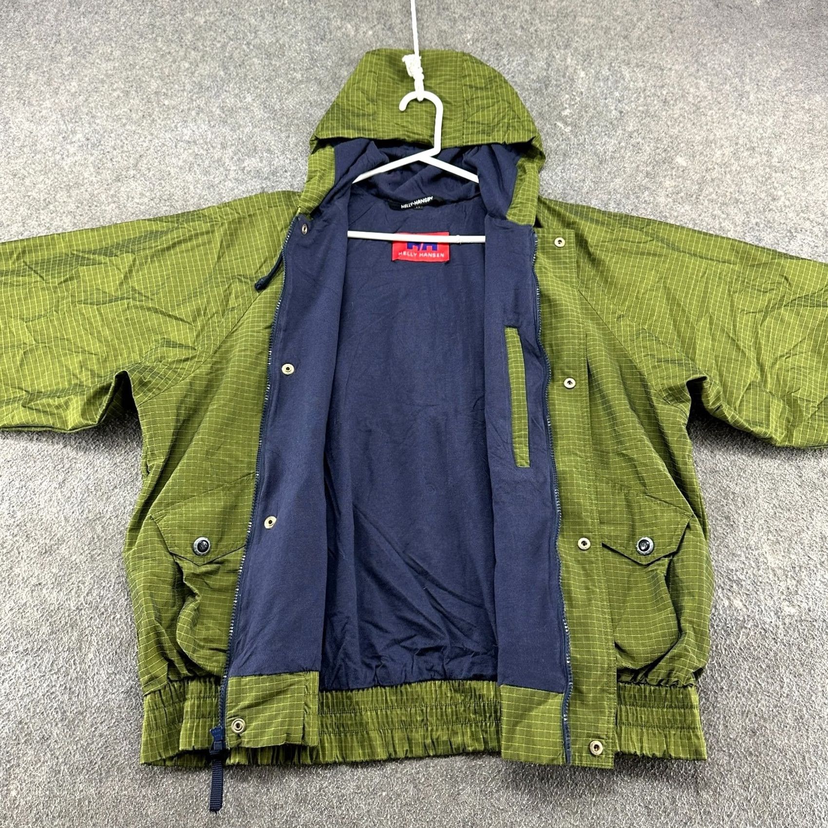 Helly Hansen VINTAGE Helly Hansen Jacket Mens M Green Hooded Sailing Nylon Ripstop Baggy 90s Size US M / EU 48-50 / 2 - 2 Thumbnail