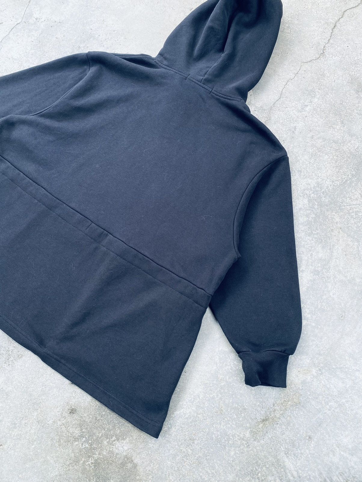GU × Undercover Undercover Gu Broken Flowers Oversized Hoodie Size US L / EU 52-54 / 3 - 12 Thumbnail
