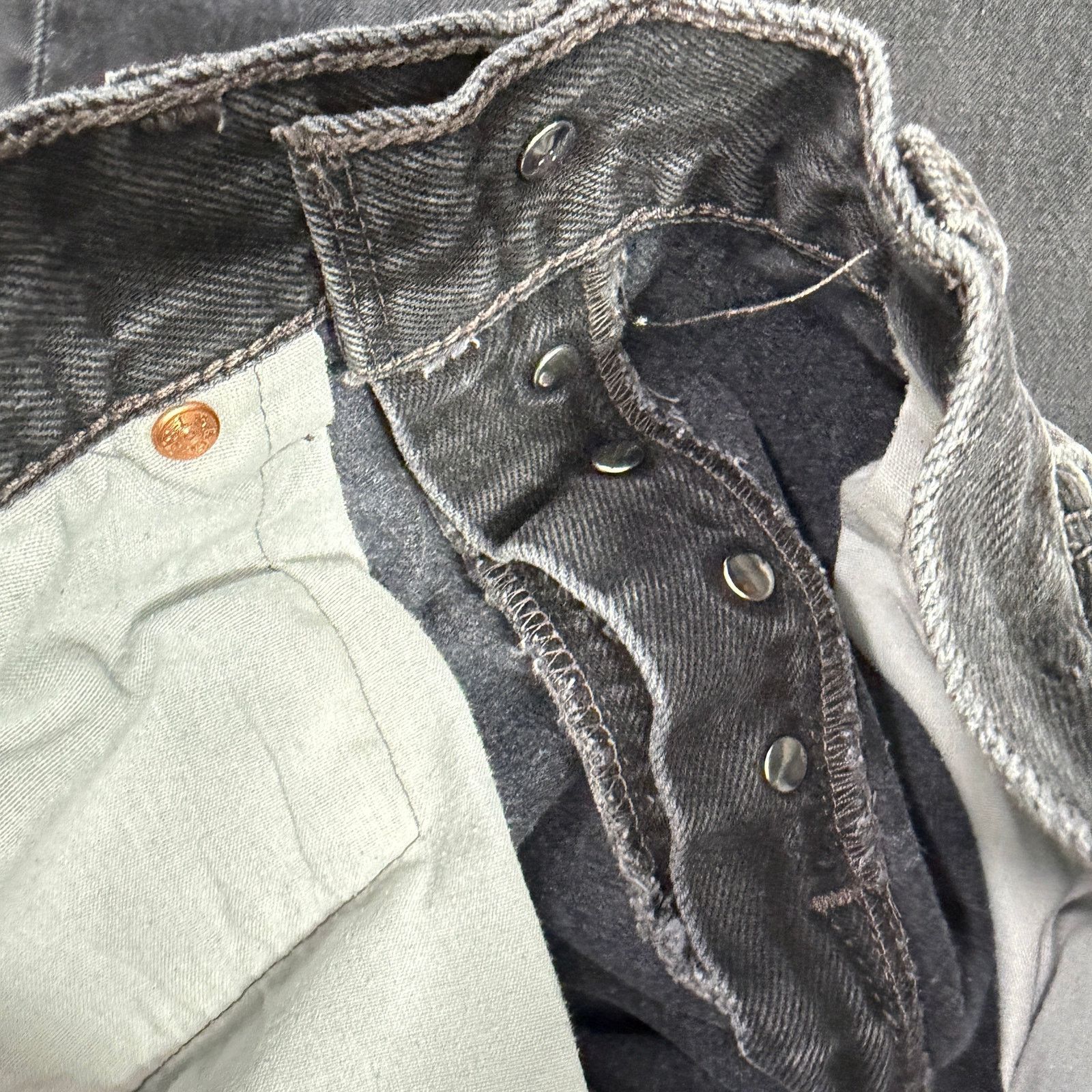 Levi's Vintage Levis 501xx Jeans Men's 30x32 Black Straight Fit Size US 30 / EU 46 - 4 Thumbnail