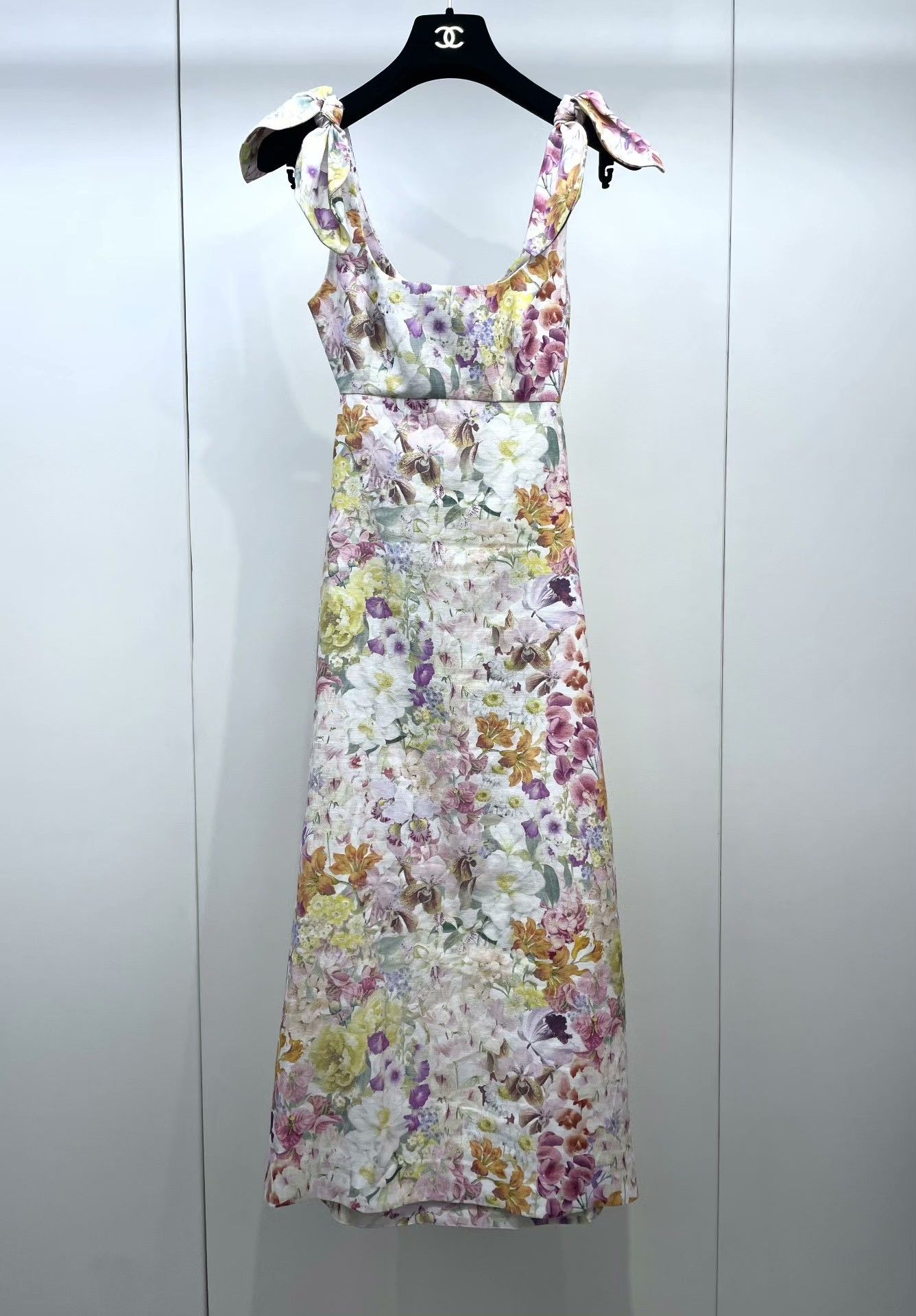 Zimmermann Zimmermann 2024 Floral Bow Open Back Dress Size M / US 6-8 / IT 42-44 - 1 Thumbnail