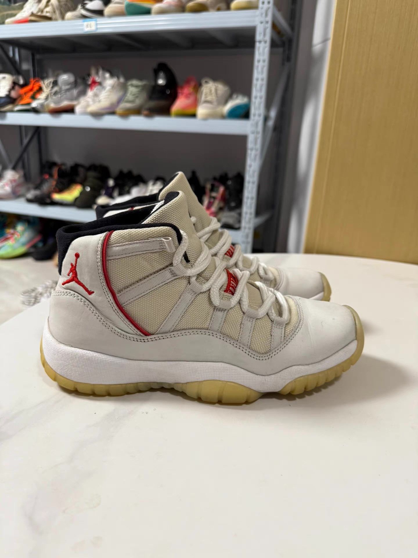 Nike Air Jordan 11 Retro Concord, retro and versatile Q10 Size US 7 / EU 40 - 1 Thumbnail
