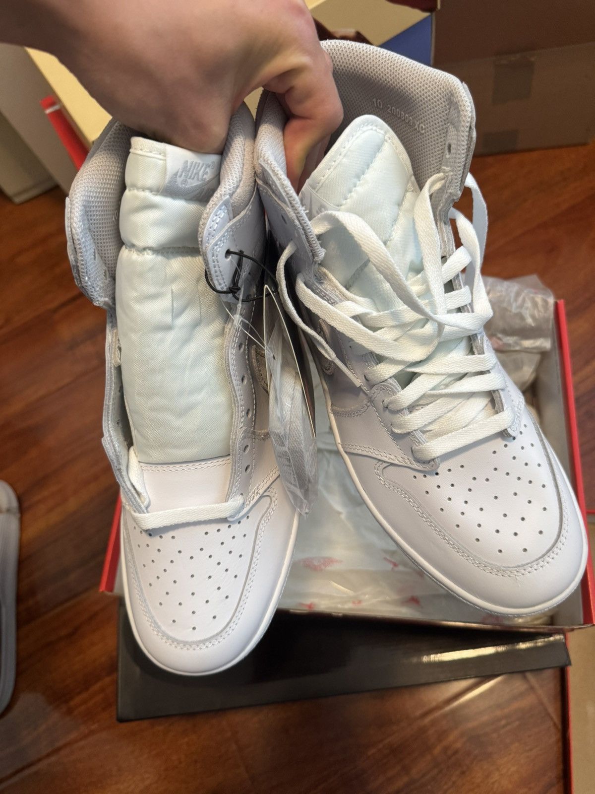 Nike JORDAN 1 WHITE/GREY Size US 10 / EU 43 - 7 Thumbnail