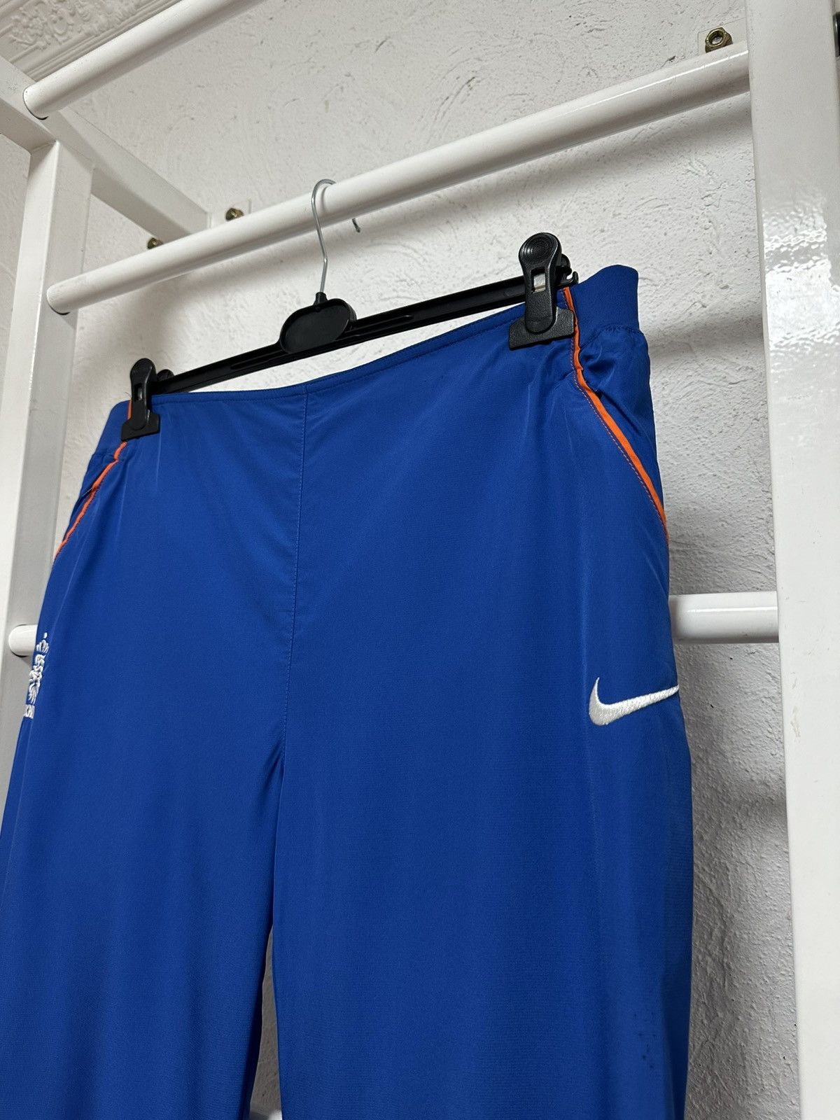 Nike Vintage Nike Nederland Women’s Nylon Track Pants Blue Size L Size 31" - 2 Thumbnail
