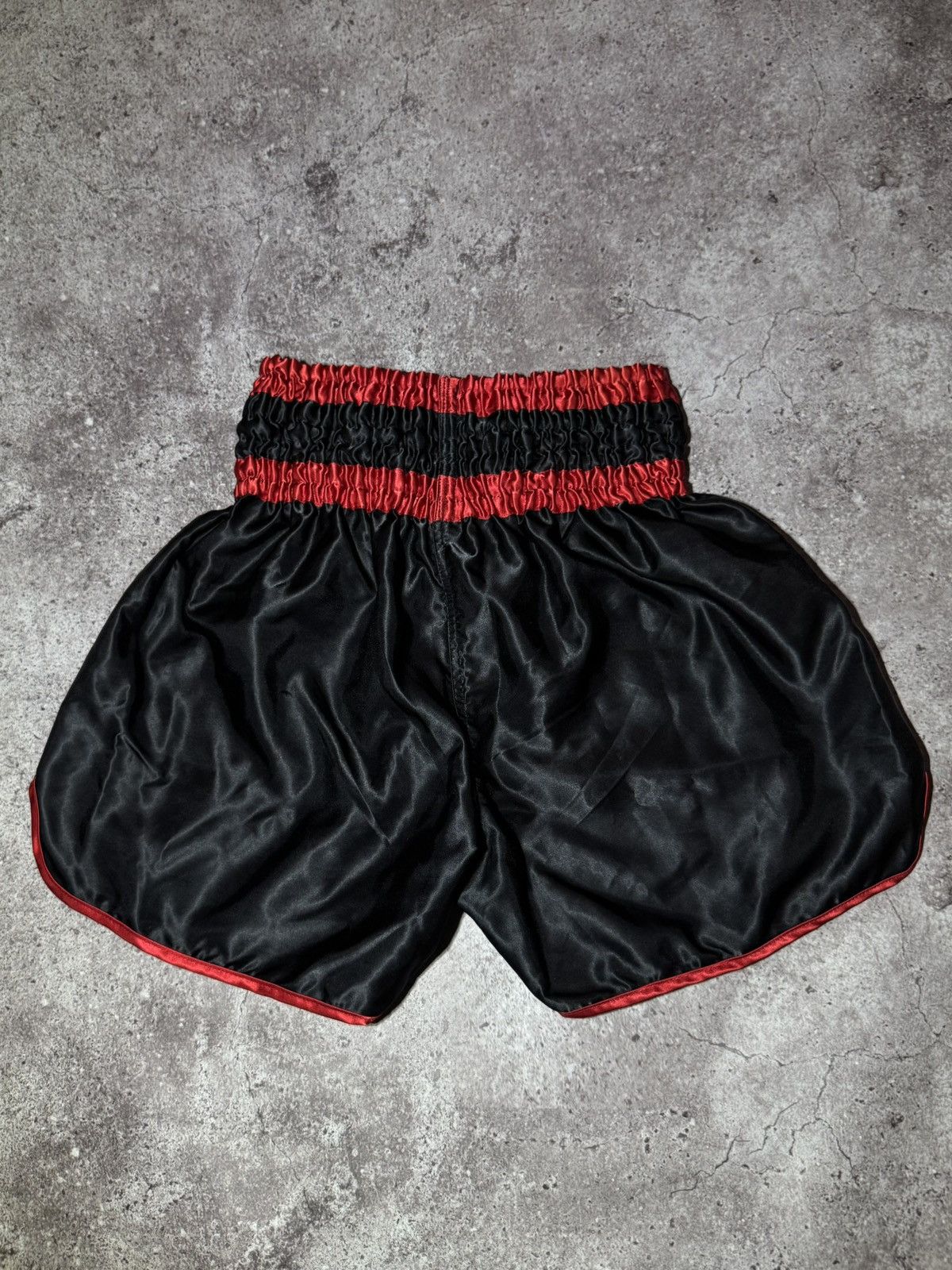 Vintage Blitz Classic Muay Thai Boxing Kickboxing Shorts Black/Red Size US 34 / EU 50 - 5 Thumbnail