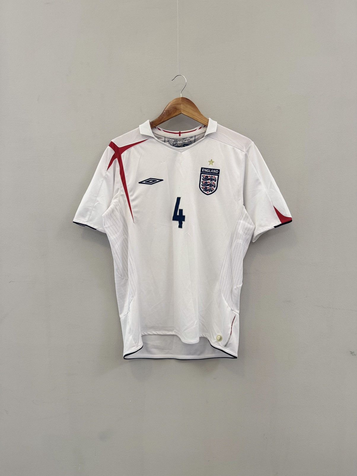 Umbro × Vintage Umbro England 2007/2009 #4 Gerrard Football Jersey Size US L / EU 52-54 / 3 - 2 Thumbnail
