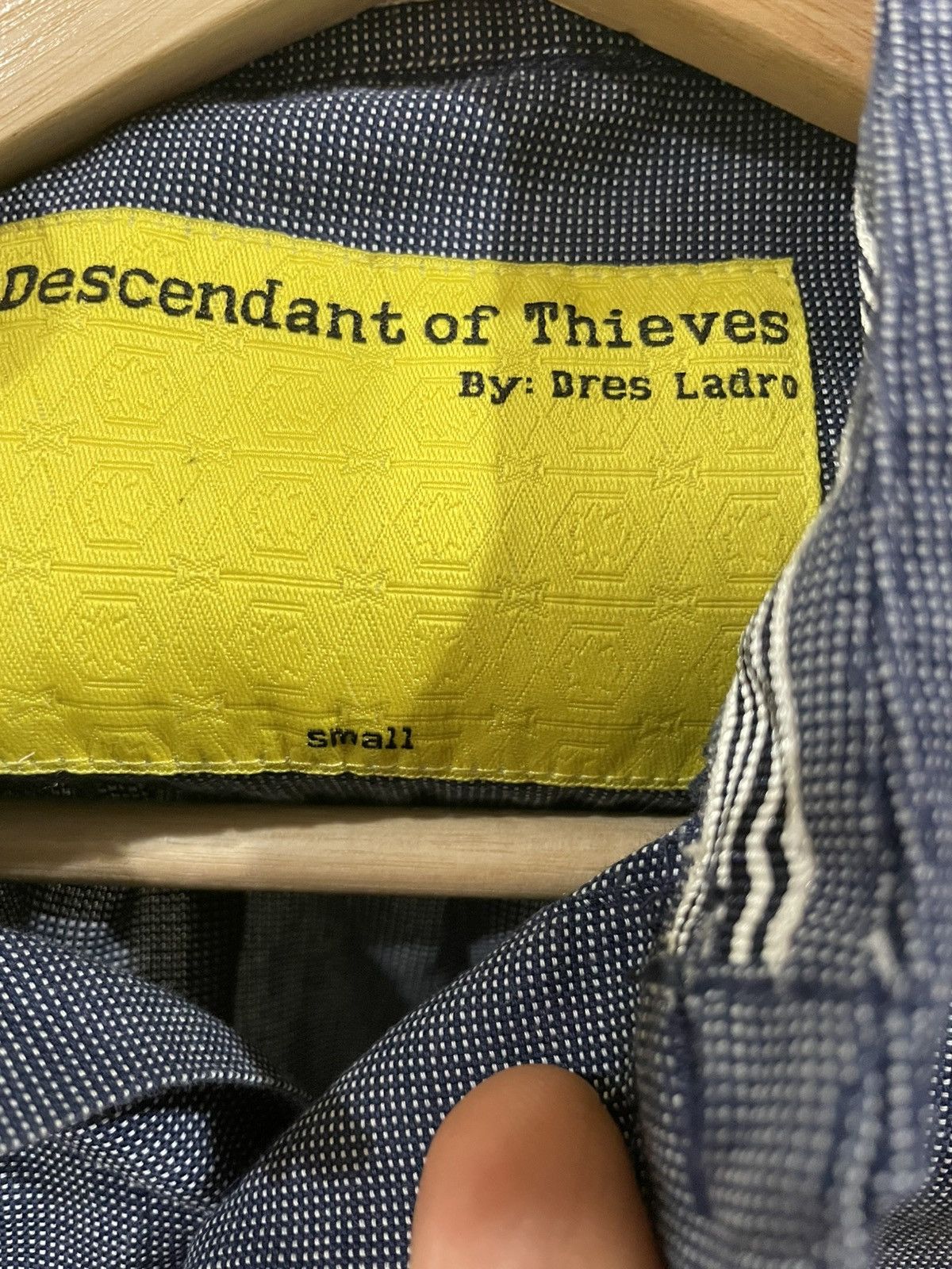 Descendant of Thieves Denim-looking button-up Size US S / EU 44-46 / 1 - 5 Thumbnail