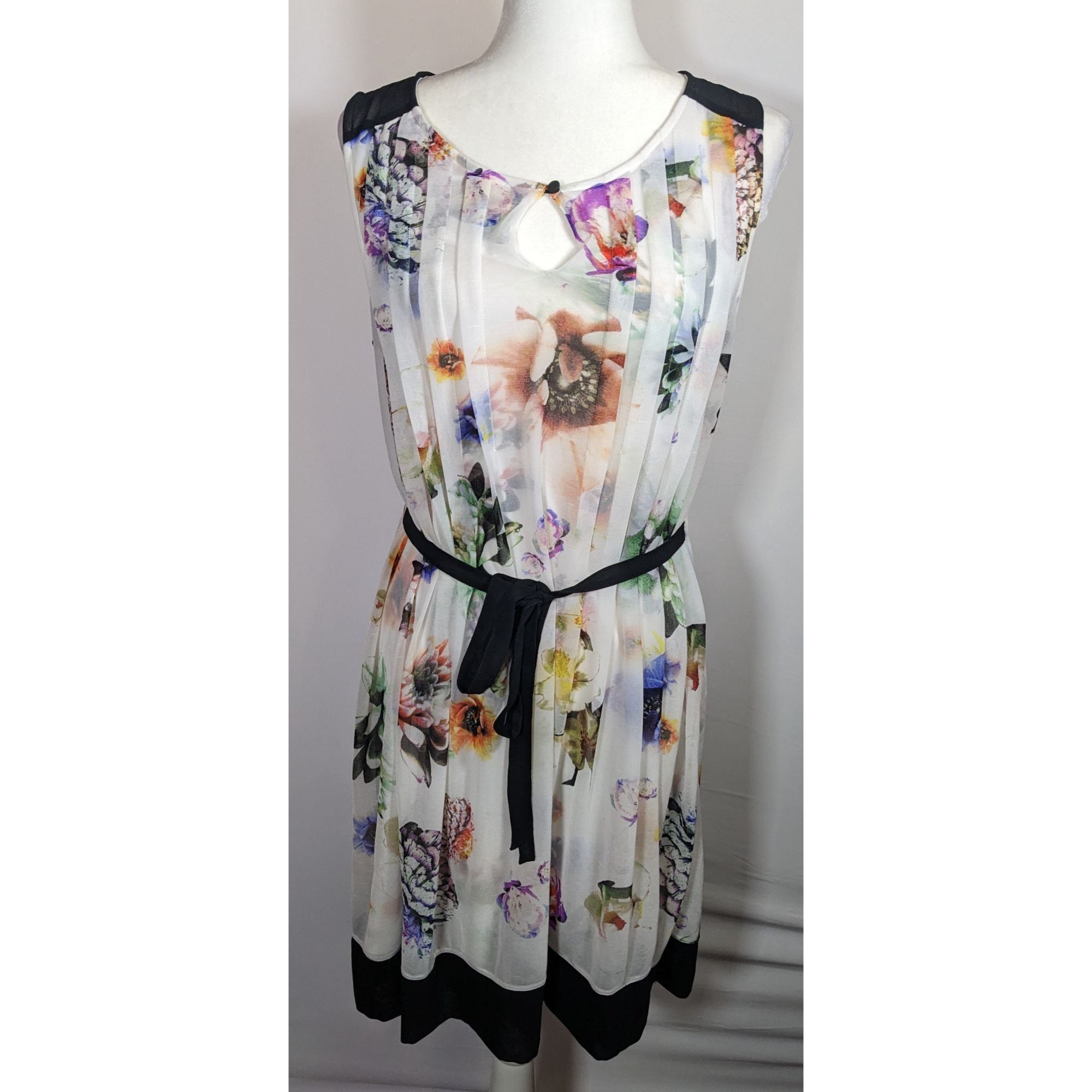 Vera Wang SImply Vera Vera Wang Floral Pleated Dress Size M / US 6-8 / IT 42-44 - 4 Thumbnail