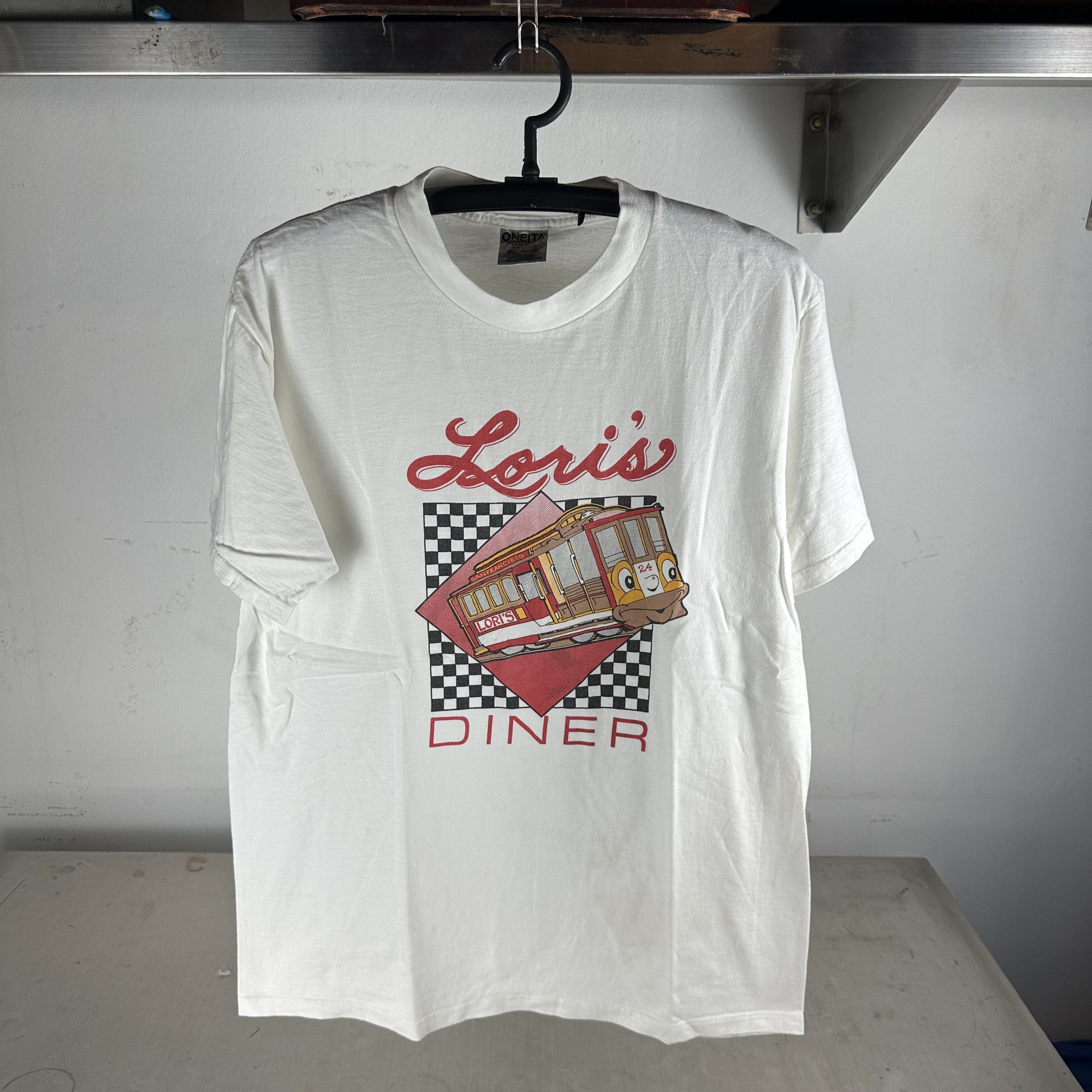 Vintage ​Vintage 90s Loris' Diner San Francisco Graphic T-Shirt Size US L / EU 52-54 / 3 - 1 Thumbnail