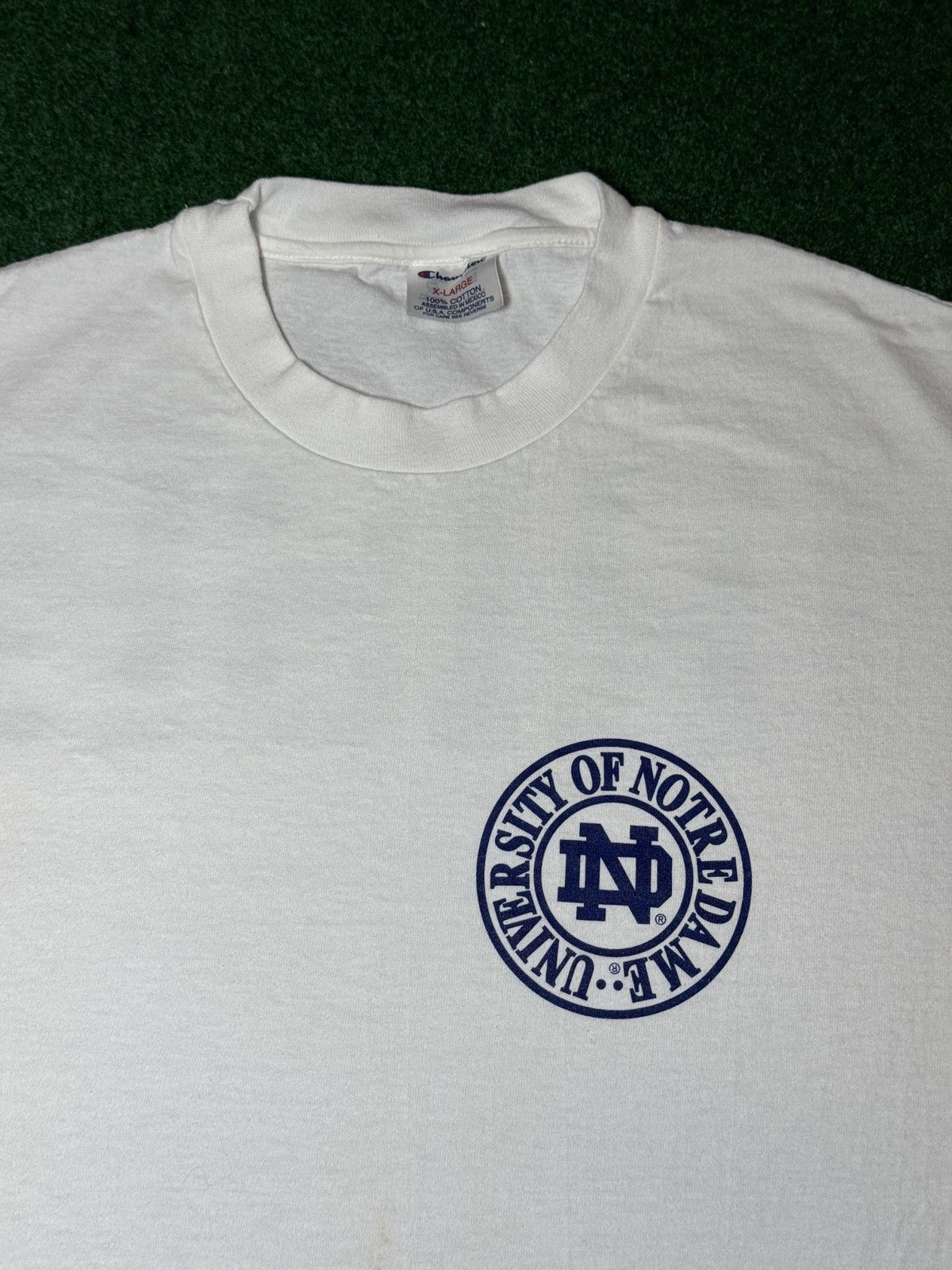 Champion Vintage 90s Notre Dame Fighting Irish XL College T Shirt Size US XL / EU 56 / 4 - 2 Thumbnail