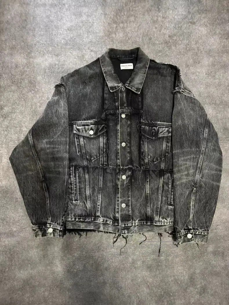Balenciaga Balenciaga Washed Denim Jacket. Size US S / EU 44-46 / 1 - 1 Thumbnail