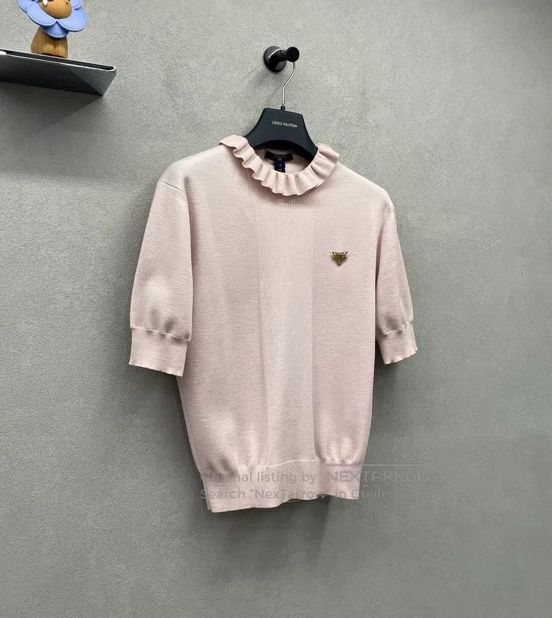 Louis Vuitton Louis Vuitton Nude Pink Ruffle Neck Knit Cardigan sweater Size S / US 4 / IT 40 - 3 Thumbnail