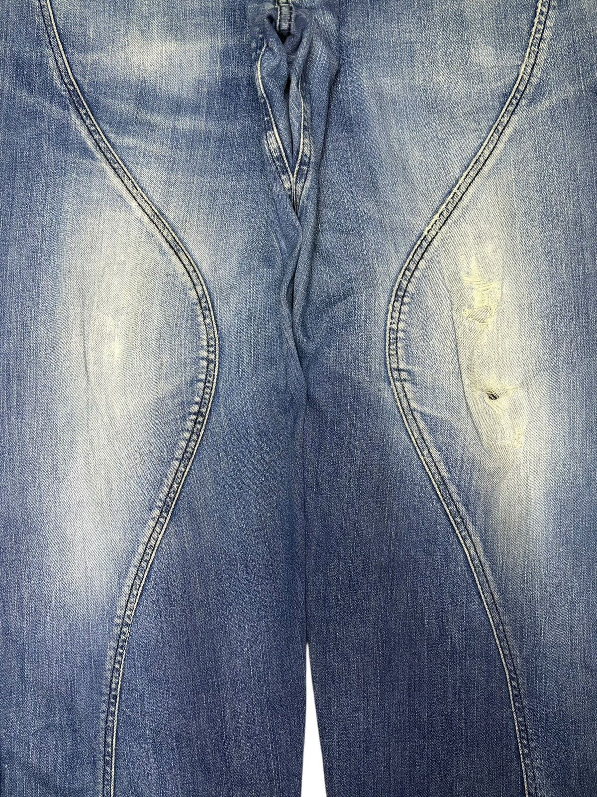 Levi's Vintage 90s Levis Faded Wash Distressed Baggy Jeans Size US 33 - 3 Thumbnail