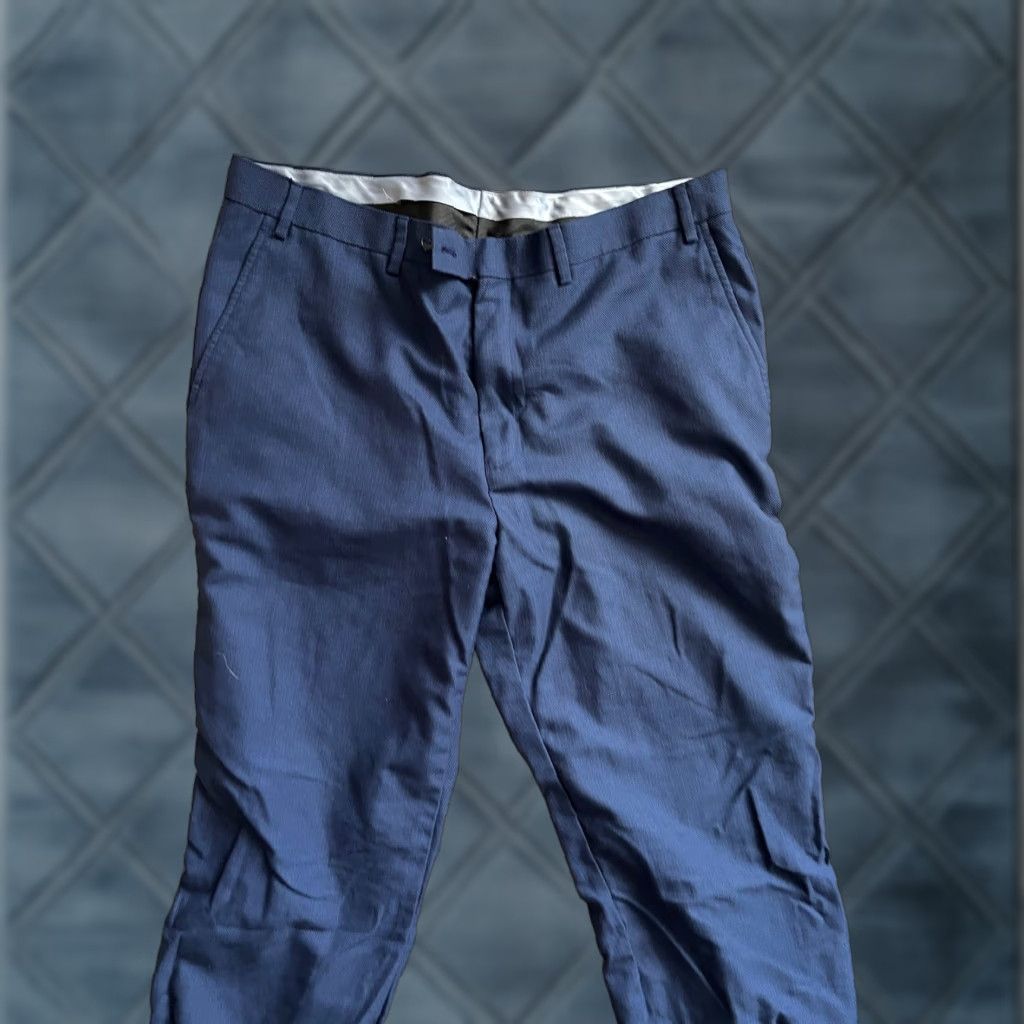 Van Heusen Van Heusen Classic Fit Pants Dress Pants Blue 34x32 34 Mens Regular Inseam 32 Navy? Size US 34 / EU 50 - 1 Thumbnail