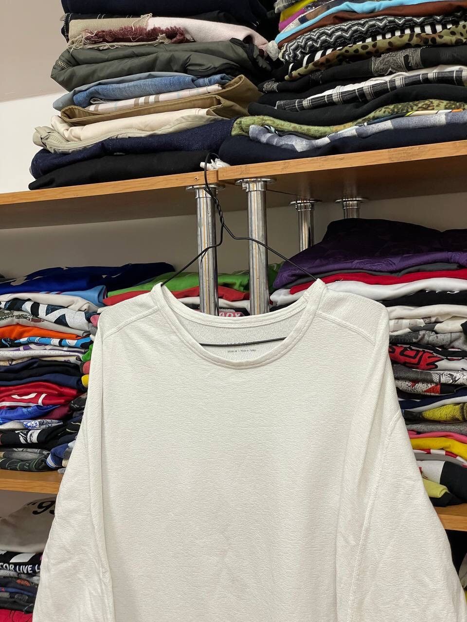 Allsaints AllSaints Muse Ls Crew White Long Sleeve Size US M / EU 48-50 / 2 - 6 Thumbnail