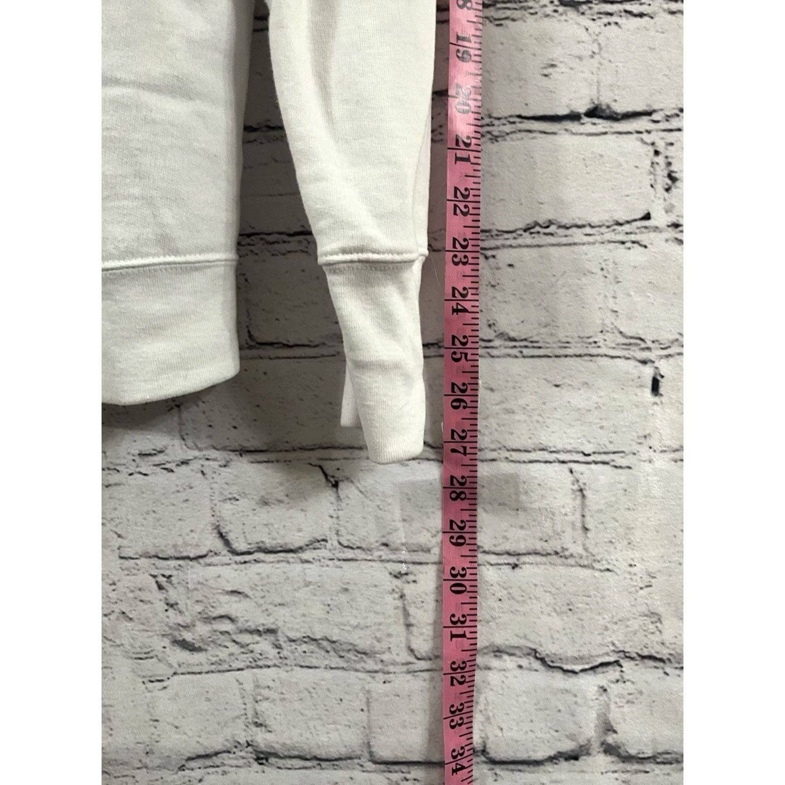 Champion VINTAGE? Champion White Athletic Fit Crewneck Sweater Size US L / EU 52-54 / 3 - 3 Thumbnail
