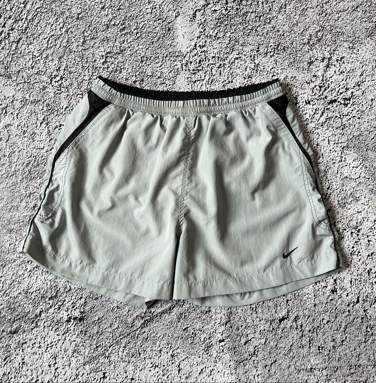 Nike Nike Vintage Y2K Swim Shorts Beige Mesh Lined Size XL Size US 29 - 1 Thumbnail