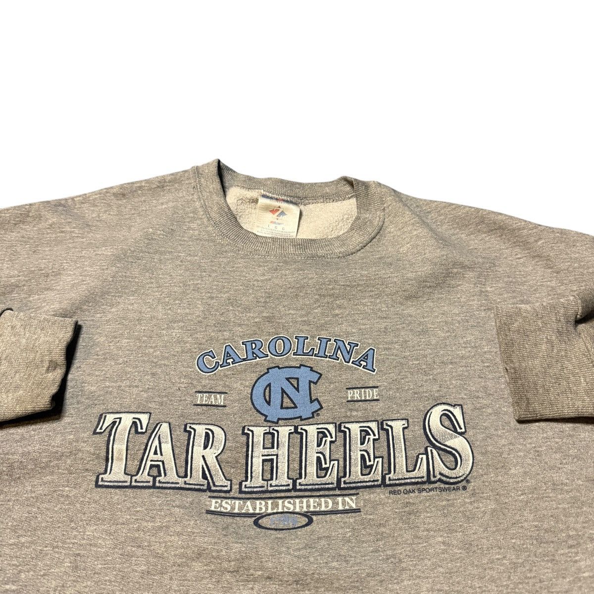 NCAA × Vintage Vintage 90s/Y2K North Carolina Tar Heels Sweatshirt Large Size US L / EU 52-54 / 3 - 1 Thumbnail