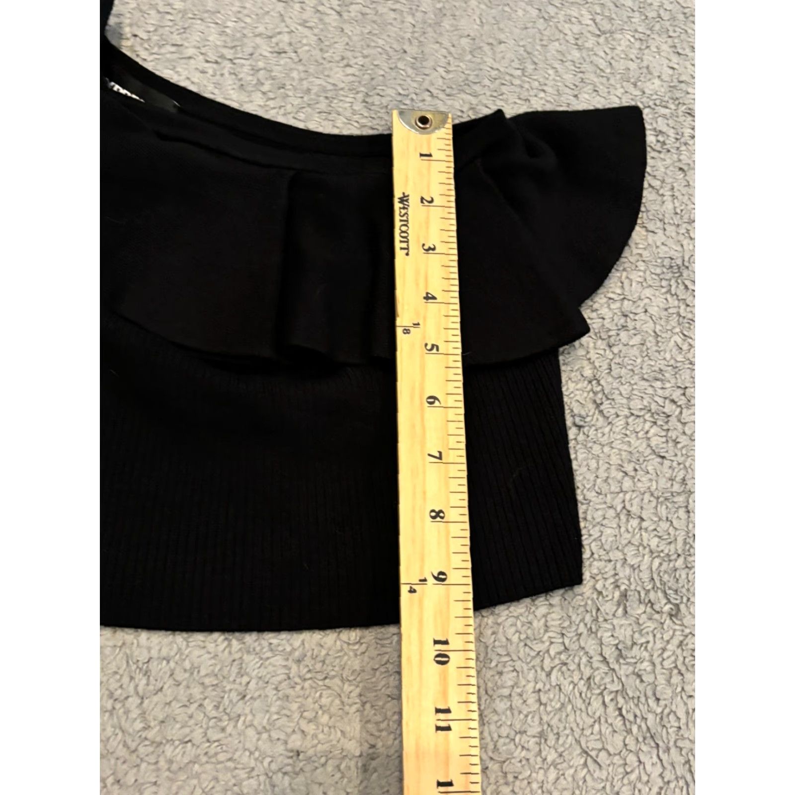 Express VINTAGE Express Top Womens Small Black One Shoulder Asymmetrical Crop Ruffle Cocktail Size S / US 4 / IT 40 - 4 Thumbnail