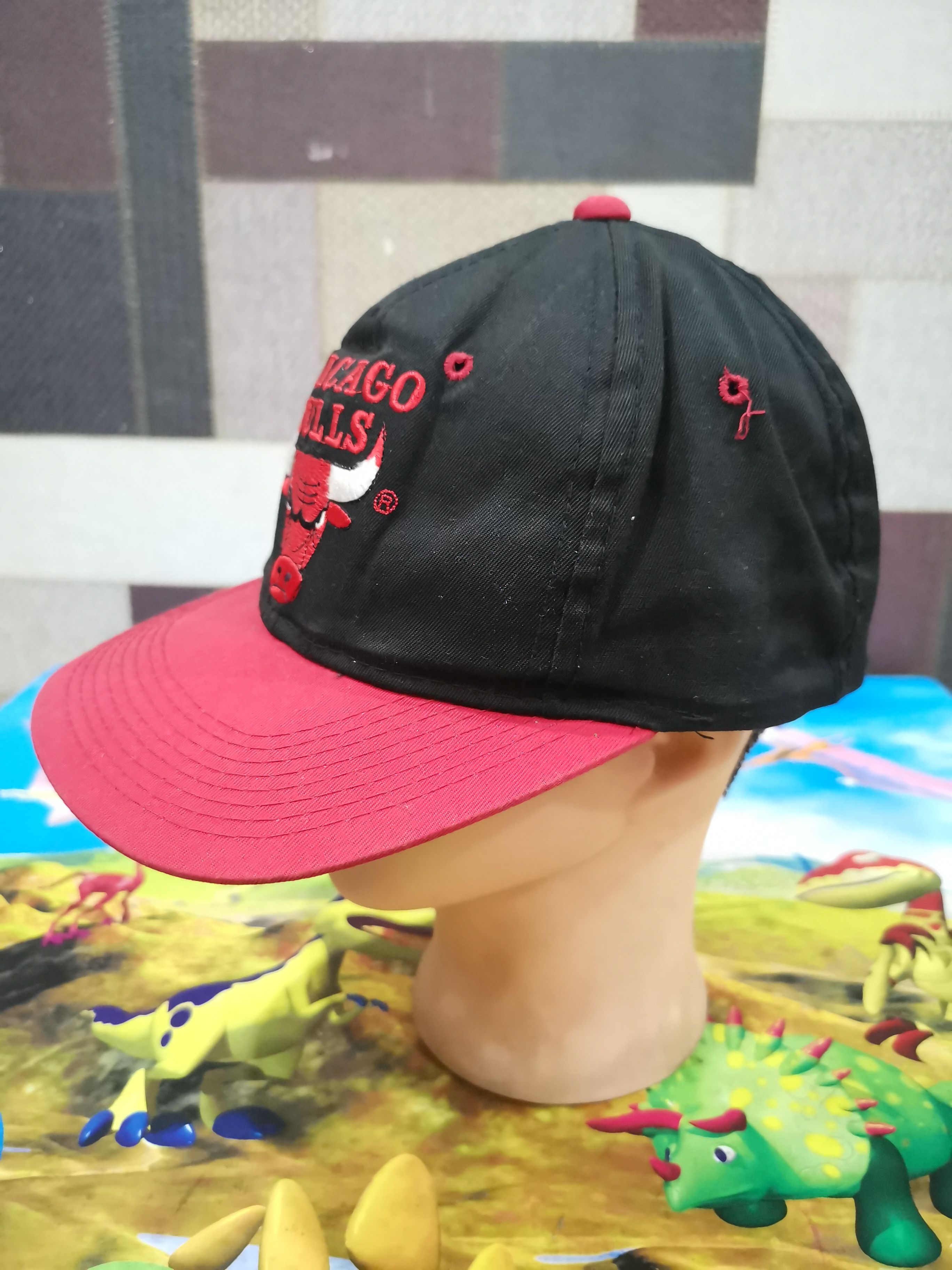 NBA × Vintage Vintage Chicago Bulls Hats Embroidery - By Official NBA Size ONE SIZE - 2 Thumbnail
