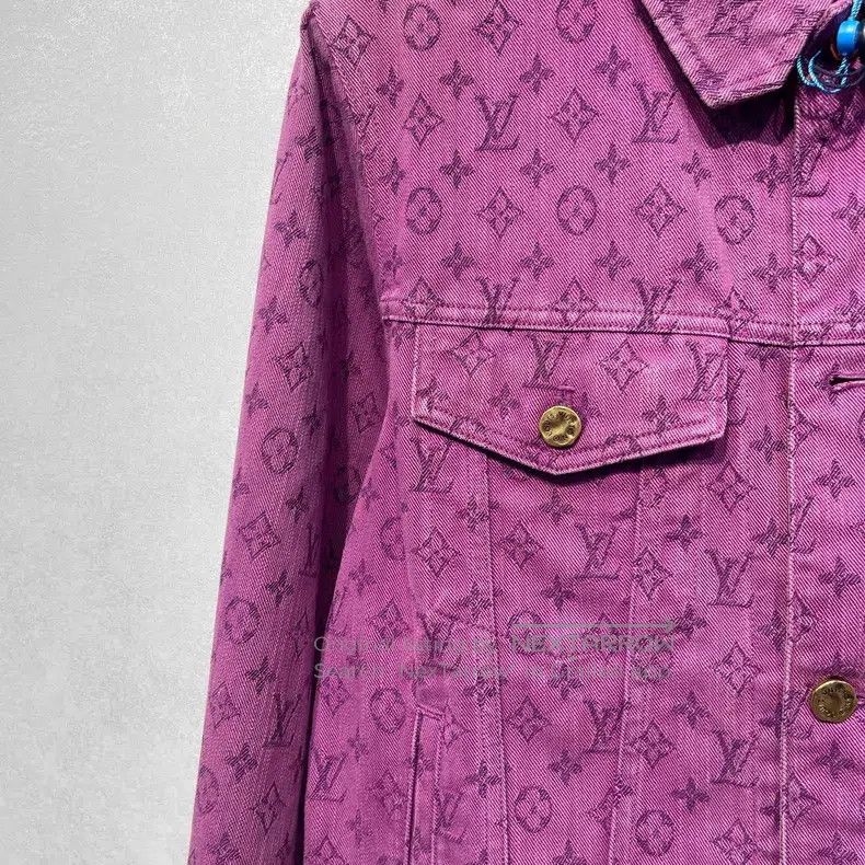 Louis Vuitton Louis Vuitton Purple full-print denim jacket Size US M / EU 48-50 / 2 - 3 Thumbnail