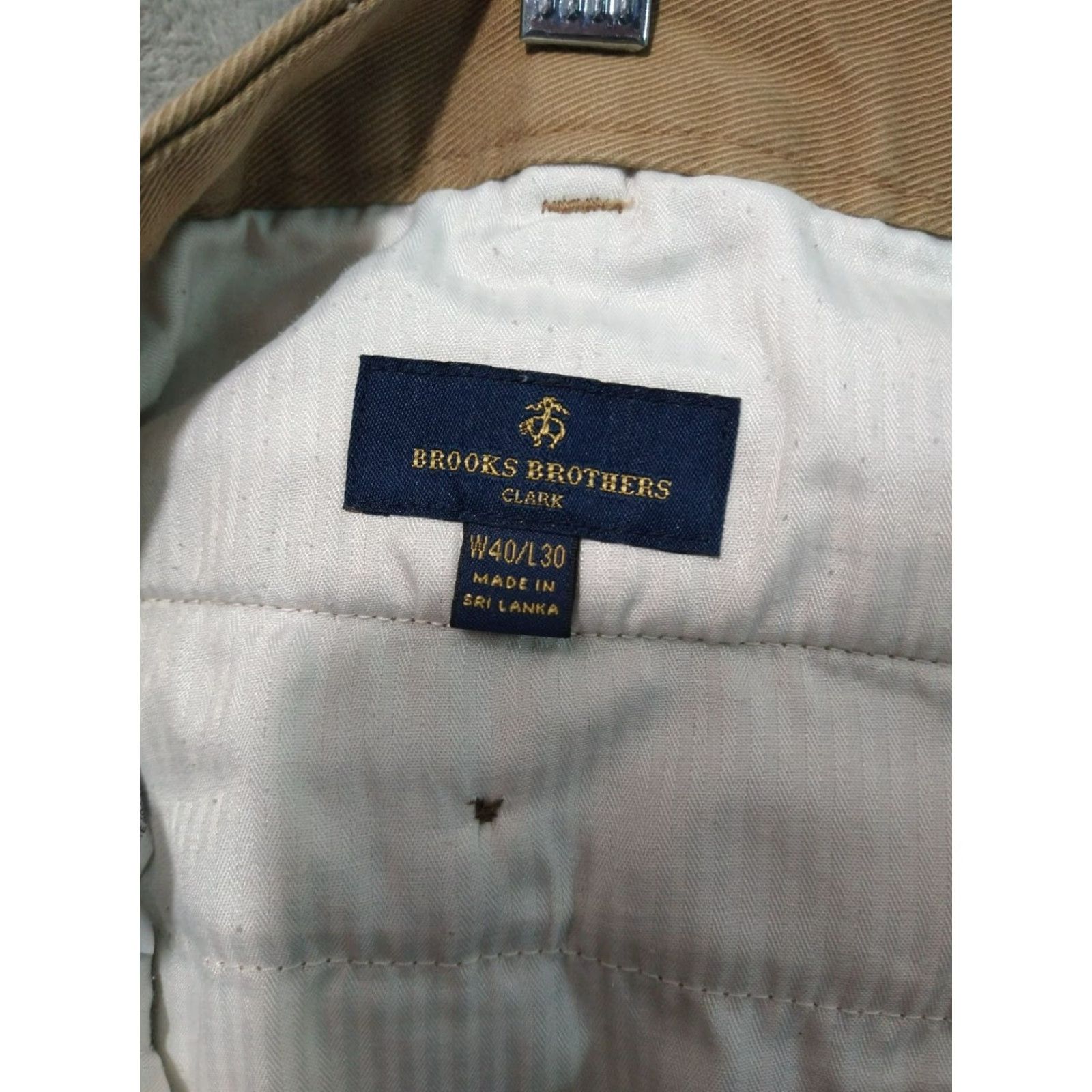 Brooks Brothers Brooks Brothers Pants Mens 40x30 Beige Chino Taper Leg Mid Rise Cotton Regular Belted? (No extra info) Size US 40 / EU 56 - 7 Thumbnail