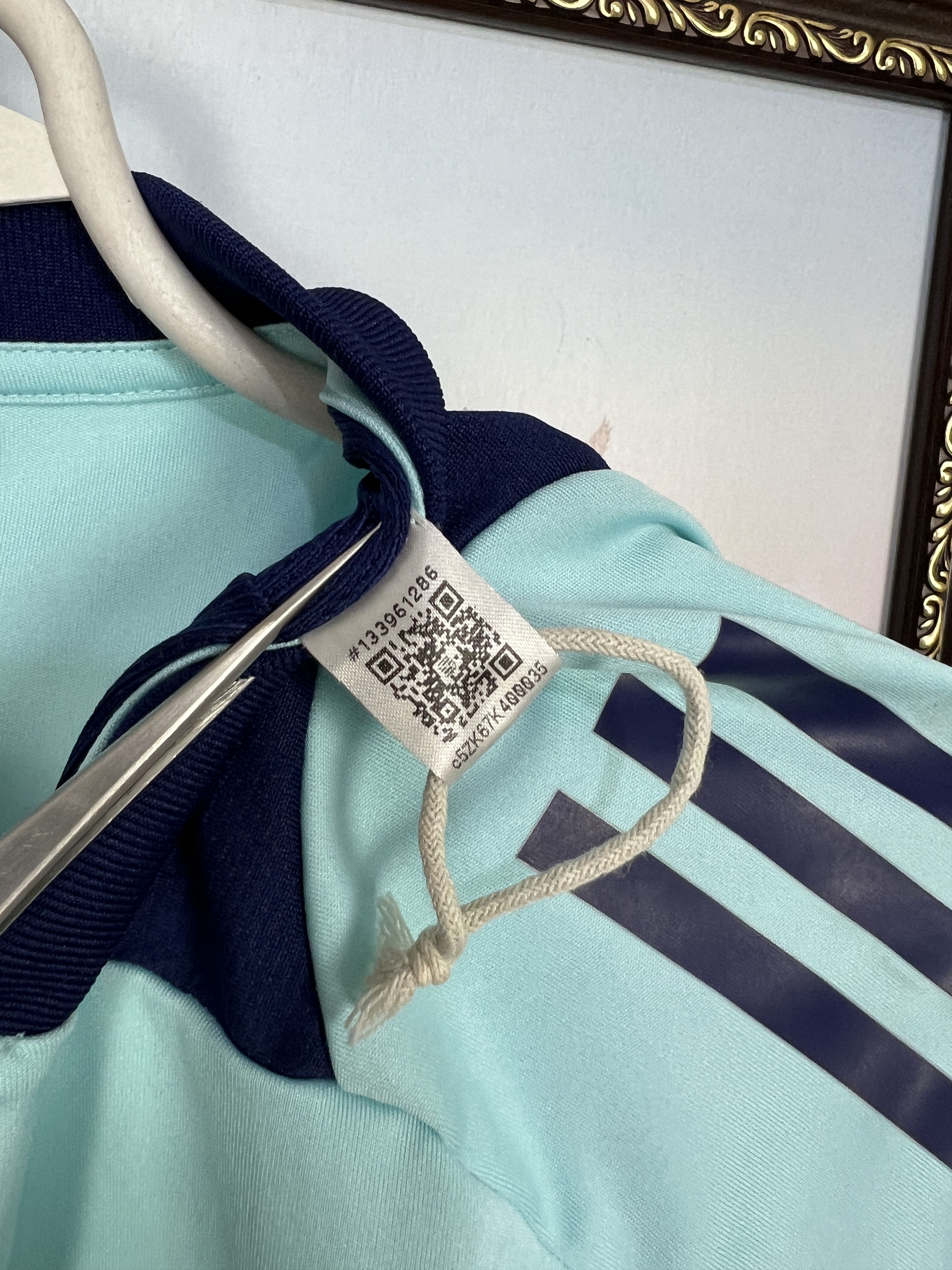 Adidas 2023 Arsenal Adidas Train Football Shirt Soccer Jersey Size US M / EU 48-50 / 2 - 9 Thumbnail