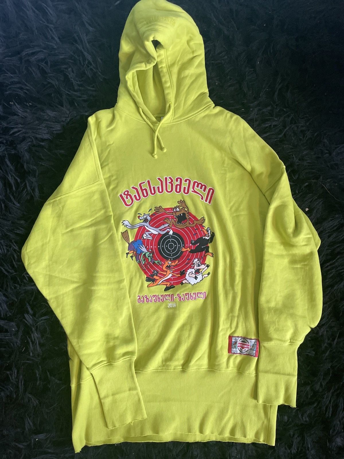 Vetements Cartoon | Grailed