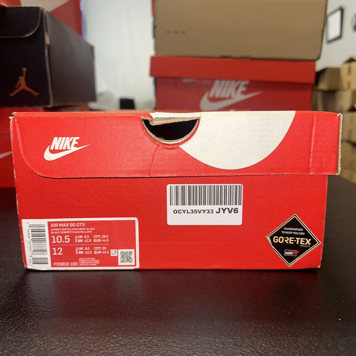 Nike Size 10.5 - Nike Air Max 90 GTX Gore-Tex Beige FD5810-100 Size US 10.5 / EU 43-44 - 7 Thumbnail
