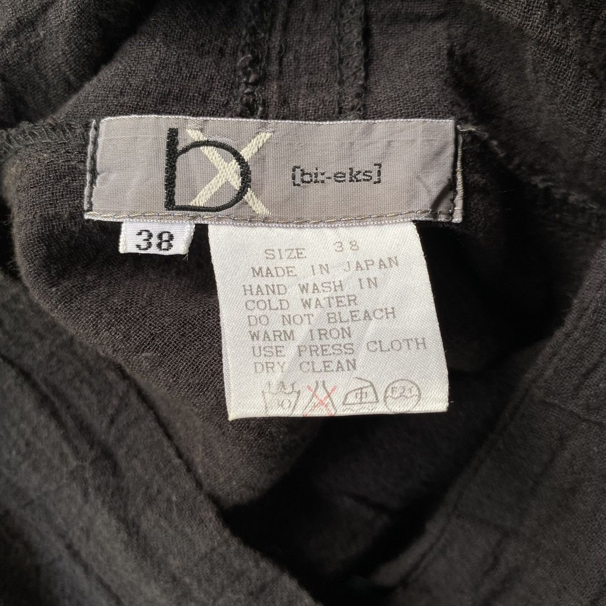 Japanese Brand bx bi eks Black Crinkled Cowl Neck Top Size XS / US 0-2 / IT 36-38 - 5 Thumbnail