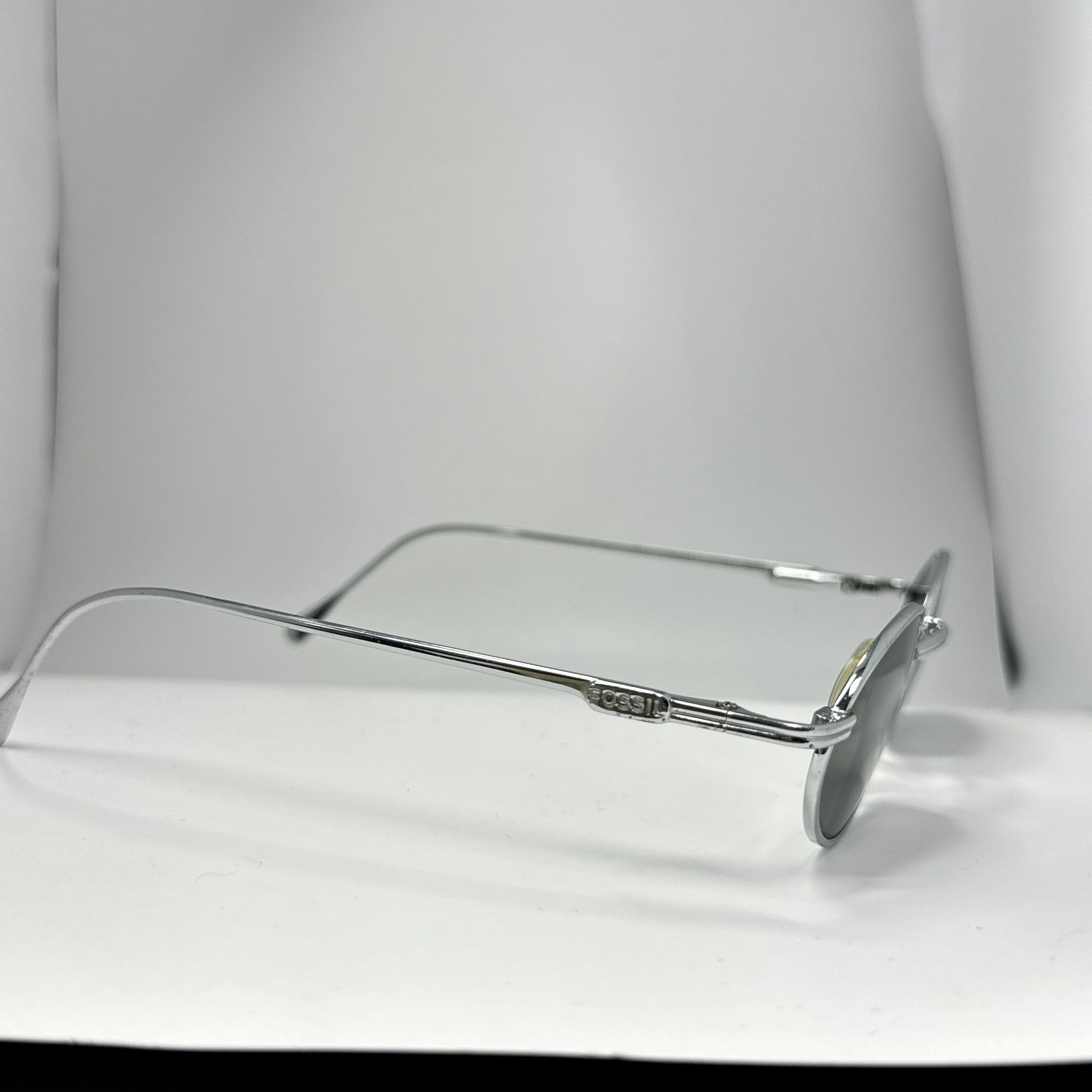Fossil Vintage Fossil Oval Metal Frame Sunglasses 00s Size ONE SIZE - 4 Thumbnail