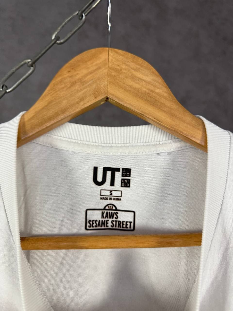 Kaws × Uniqlo Kaws x Uniqlo cult tee Size US XS / EU 42 / 0 - 5 Thumbnail