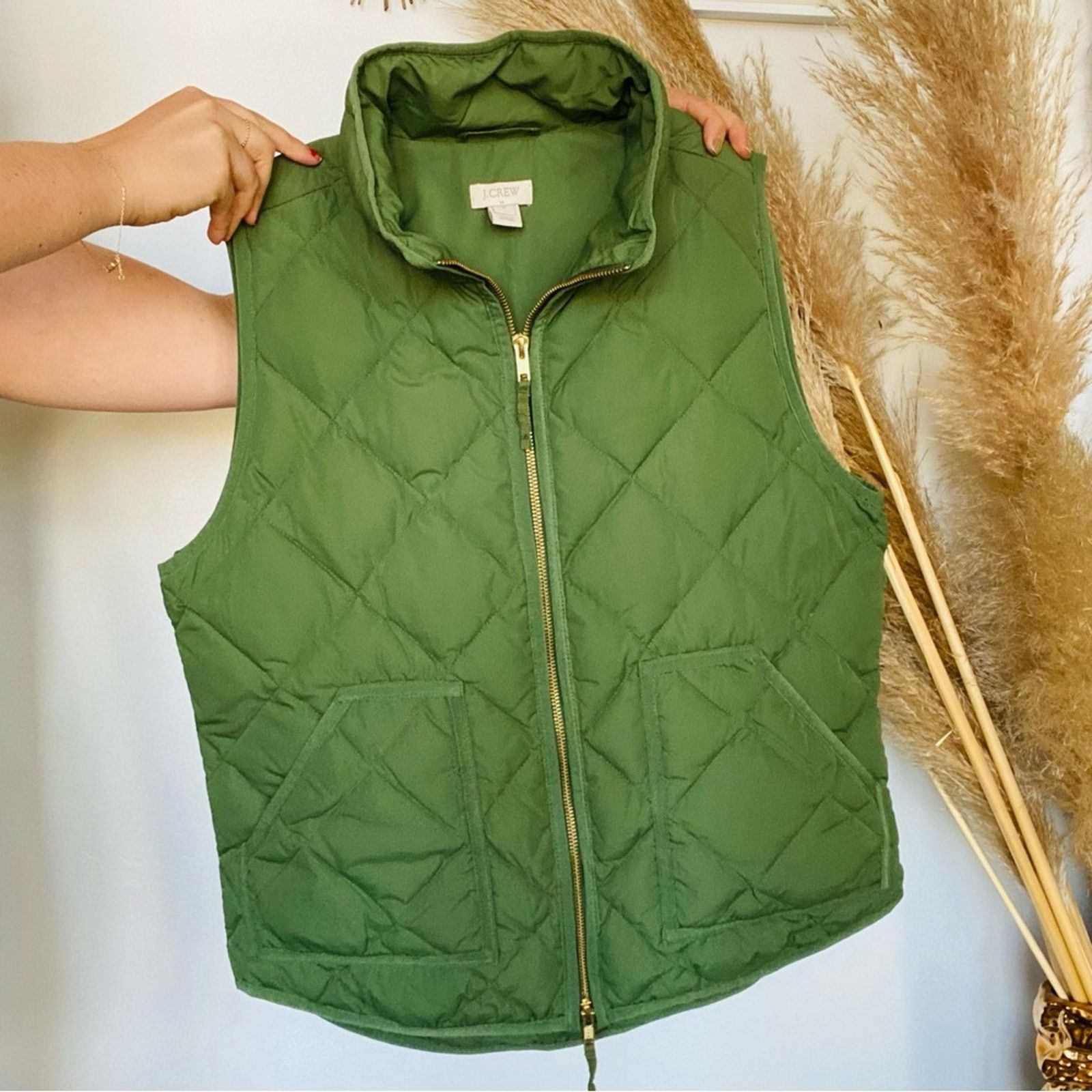 J.Crew J CREW Olive Green Quilted Puffer Down Gold Zip Vest Jacket Size M / US 6-8 / IT 42-44 - 3 Thumbnail