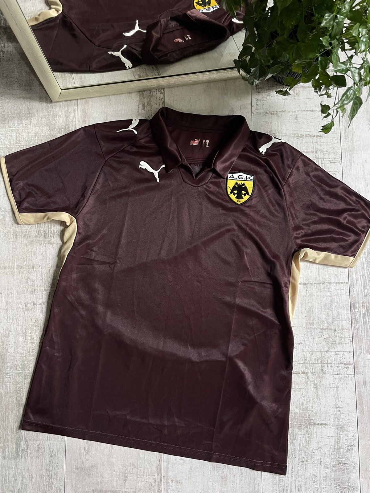 Puma × Vintage Vintage Puma AEK Athens 2008/2009 Football Shirt Jersey Size US S / EU 44-46 / 1 - 2 Thumbnail
