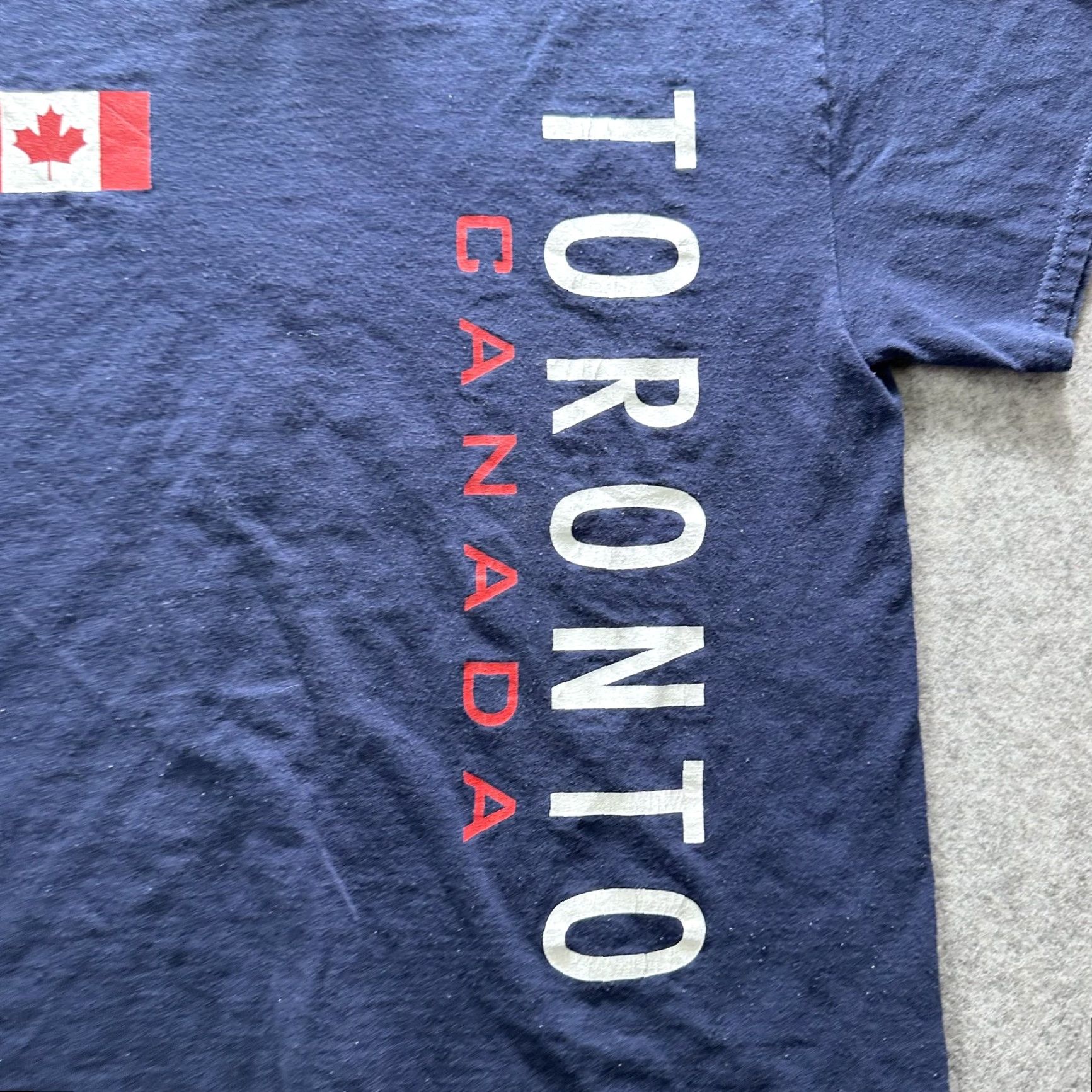 Gildan Gildan Shirt Mens Medium Blue Toronto Canada Flag Graphic Tee Souvenir Travel Size US M / EU 48-50 / 2 - 2 Thumbnail