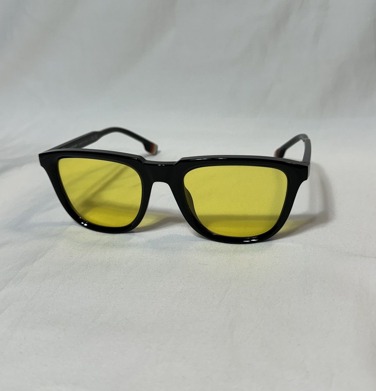 image of Burberry Yellow Tint Sunglasses in Black/Navy, Women's