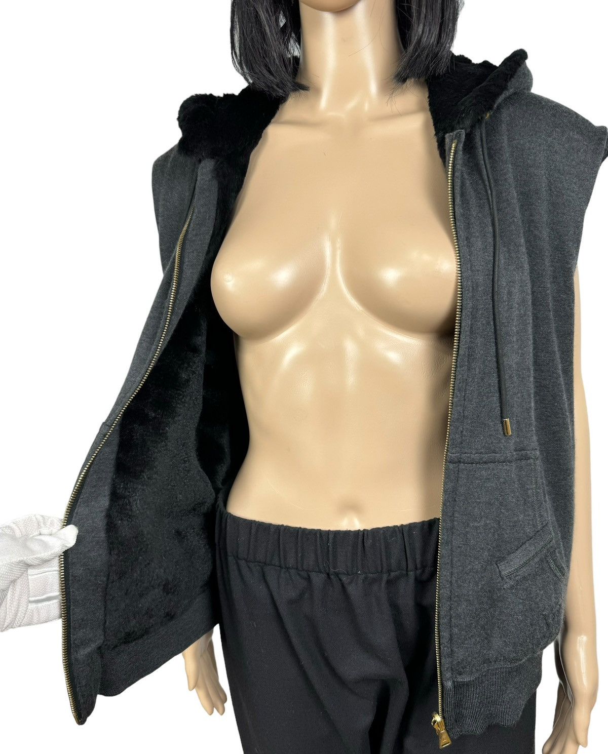 Louis Vuitton Louis Vuitton Reversible Gilet Vest Rabbit Fur Cashmere Size L / US 10 / IT 46 - 8 Thumbnail