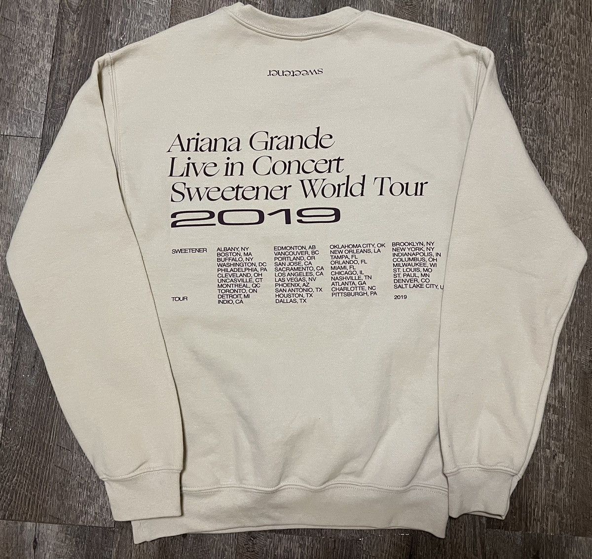 Other Ariana Grande Sweetener World Tour Sweater size Small Size S / US 4 / IT 40 - 3 Thumbnail