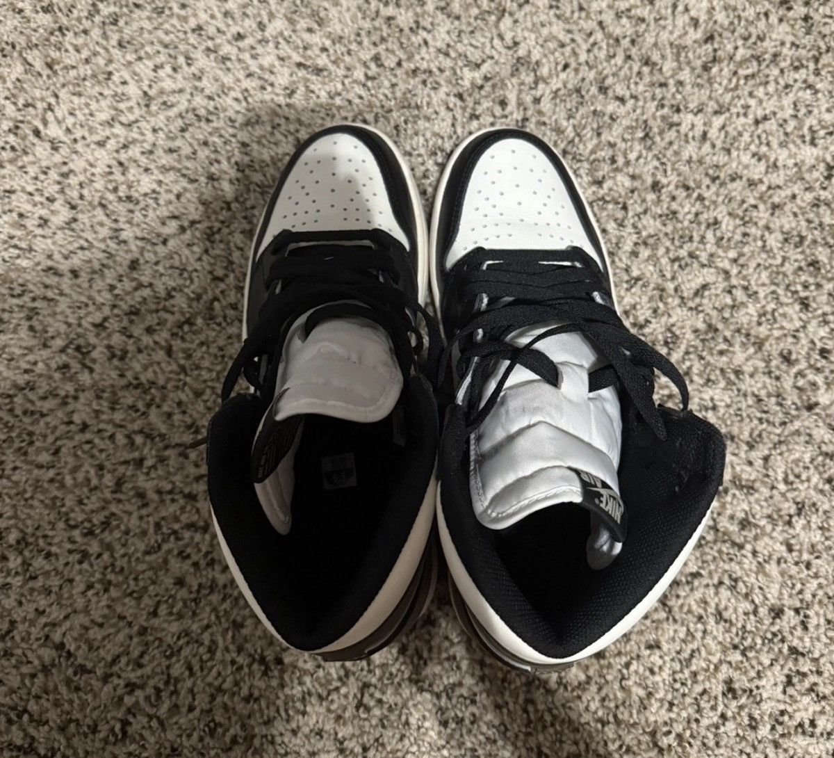 Jordan Brand Size 9.5- Jordan 1 Retro OG High Dark Mocha 555088-105 won Size US 9.5 / EU 42-43 - 7 Thumbnail
