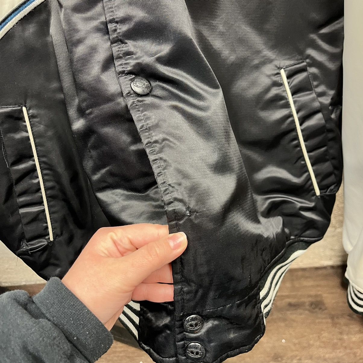 Vintage × Wu-Tang Clan Vintage 90s WuWear Varsity Puffer Coat 2XL Wu Tang Clan Size US XXL / EU 58 / 5 - 8 Thumbnail