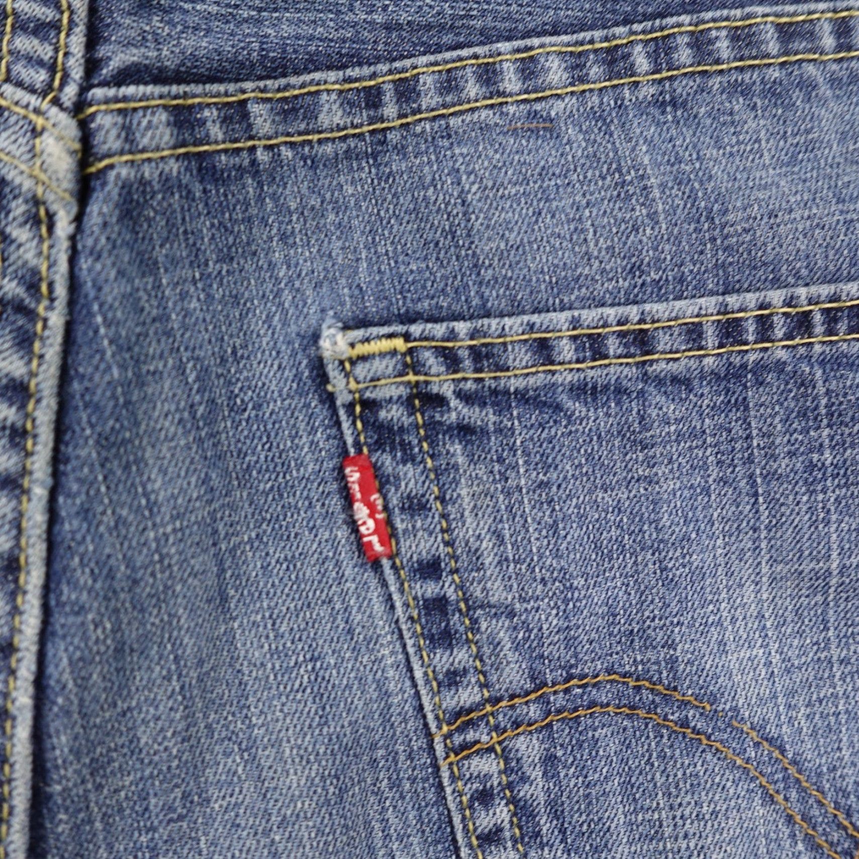 Levi's Levi's Shorts Men 34 Blue Denim 569 Loose Straight Fit Jorts Baggy Faded Casual Denim Size US 34 / EU 50 - 4 Thumbnail